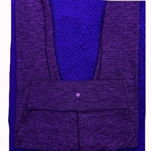 Lululemon leggings, size 8, grey chevron pattern